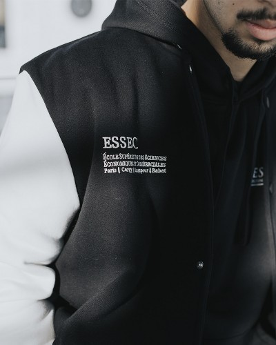 Teddy – Édition Numérotée en Précommande | ESSEC OFFICIAL STORE