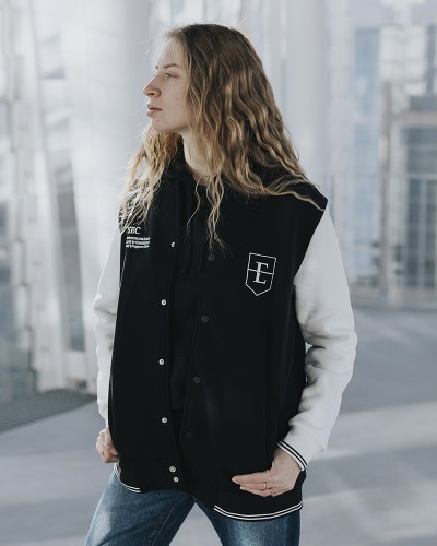 Teddy – Édition Numérotée en Précommande | ESSEC OFFICIAL STORE